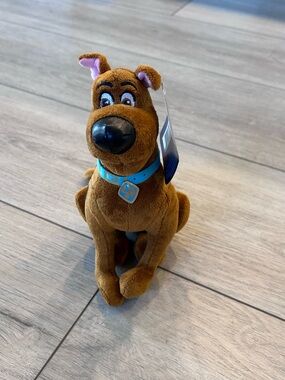 NWT Scooby-Doo Scoob! Plush Dog Toy Brown Blue Collar Stuffed Animal Plush 8”